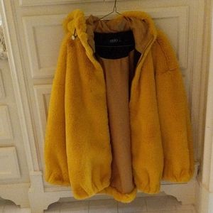 LUXURIOUS MUSTARD YELLOW FLUFFY JACKET